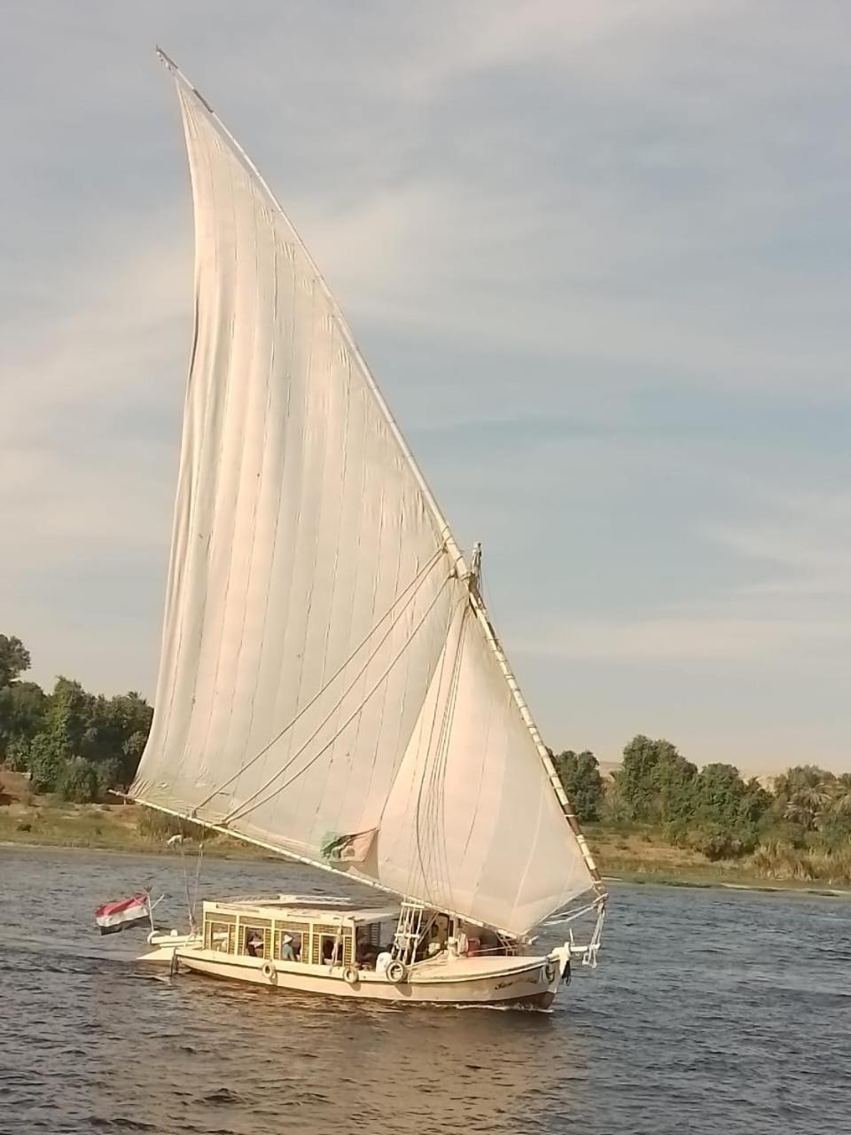 阿斯旺 Nile Felucca Adventure酒店 外观 照片